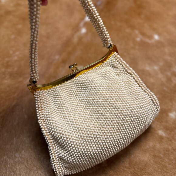 Vintage White Beaded Handbag with Coin Purse, 1950s Pearlcore Evening Bag - Picture 12 of 13